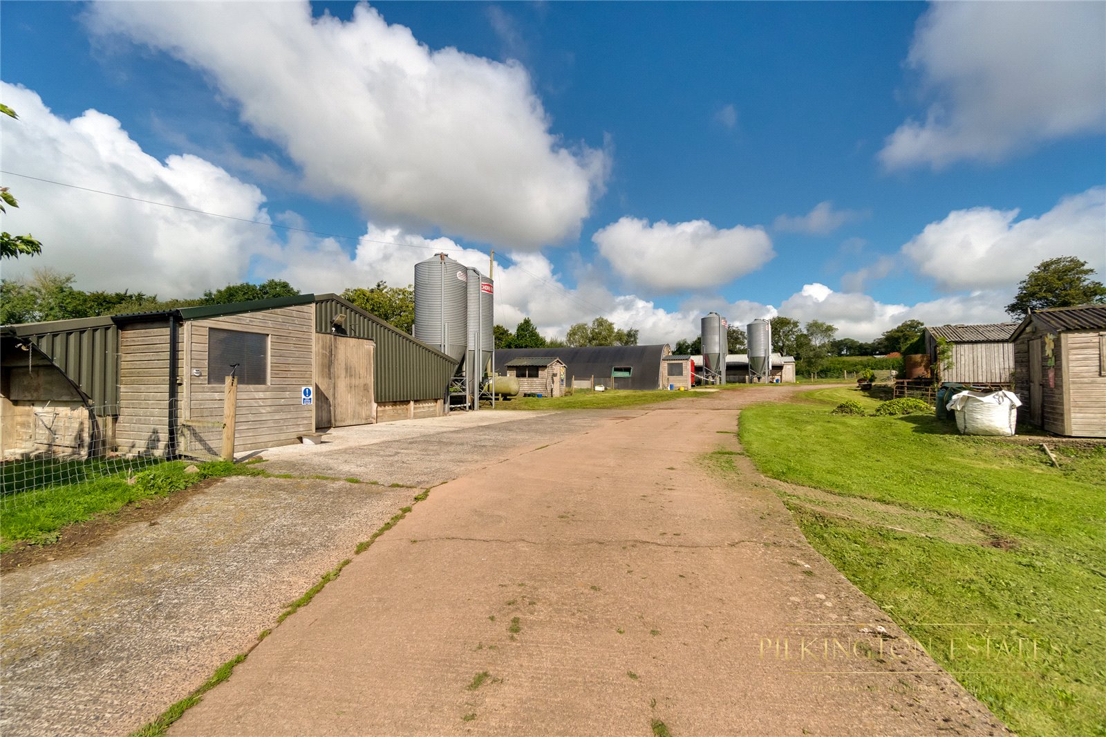 5 bedrooms House, Land for sale in Tiverton Pennymoor, Tiverton area